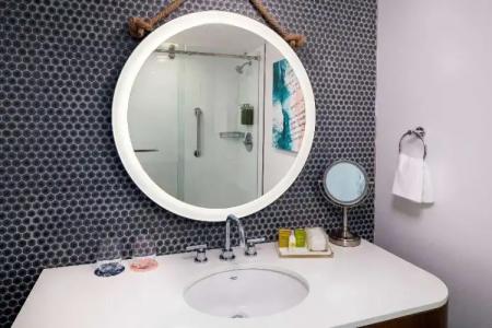 The Reach Key West, Curio Collection by Hilton - 98