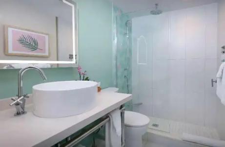 Ocean Key Resort - A Noble House Resort - 192