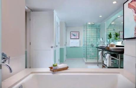 Ocean Key Resort - A Noble House Resort - 38