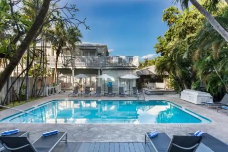 Southernmost Inn Adult Exclusive - 11