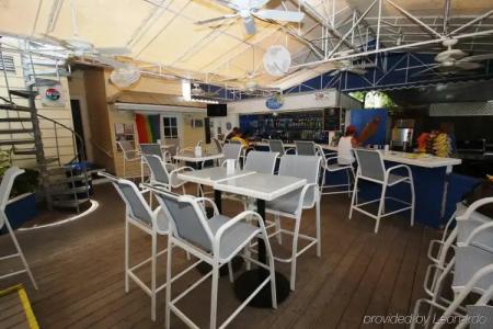 Southernmost Inn Adult Exclusive - 17