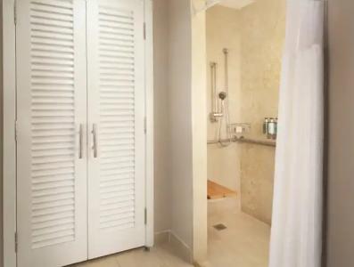 The Pier House Resort - 54