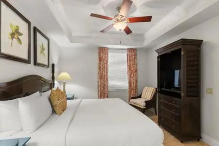 Beachside Resort & Residences - 5