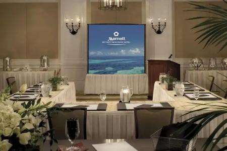 Beachside Resort & Residences - 26