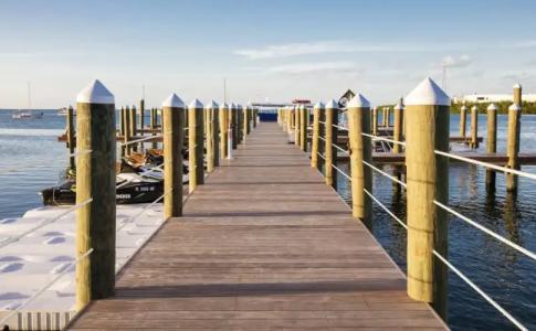 Beachside Resort & Residences - 6