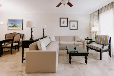 Beachside Resort & Residences - 37