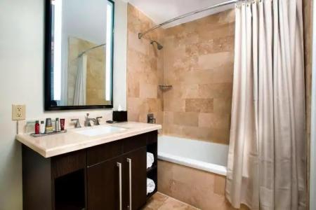 Beachside Resort & Residences - 33