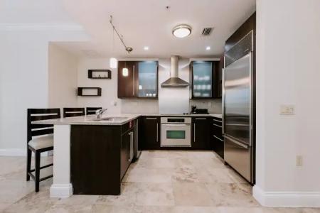 Beachside Resort & Residences - 35