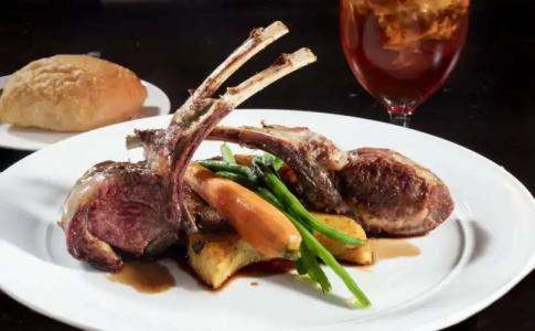 Beachside Resort & Residences - 13