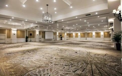 Beachside Resort & Residences - 14