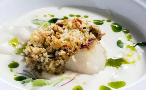 Beachside Resort & Residences - 11