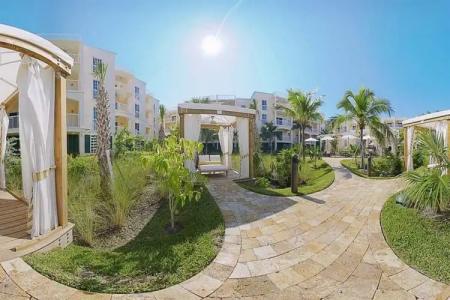 Beachside Resort & Residences - 21