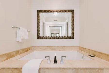 Beachside Resort & Residences - 49