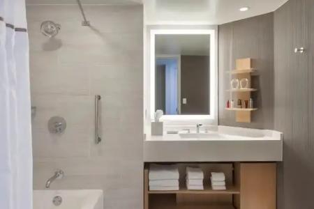 JW Marriott Tampa Water Street - 65