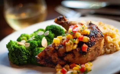 JW Marriott Tampa Water Street - 9