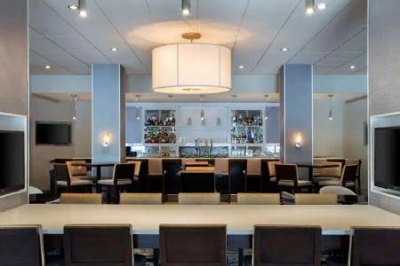 Home2 Suites by Hilton Tampa Downtown Channel District - 21