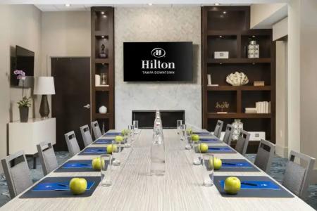 Home2 Suites by Hilton Tampa Downtown Channel District - 12