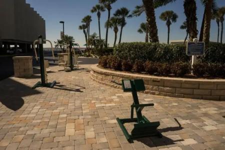 Sailport Waterfront Suites - 16