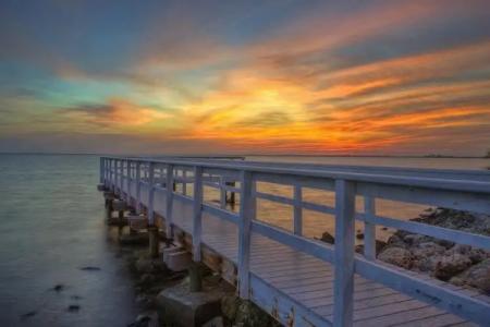 Sailport Waterfront Suites - 14