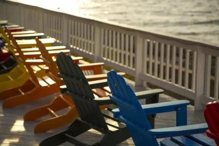 Sailport Waterfront Suites - 5