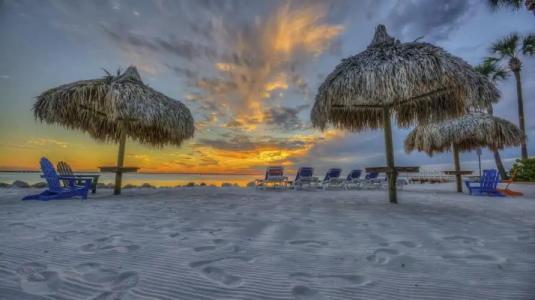 Sailport Waterfront Suites - 12