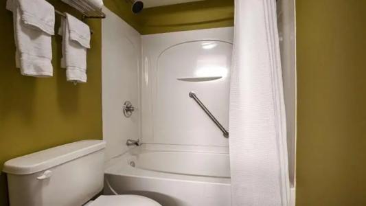 Best Western Plus Gen X Inn - 29