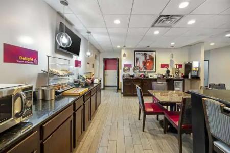 Best Western Plus Gen X Inn - 20