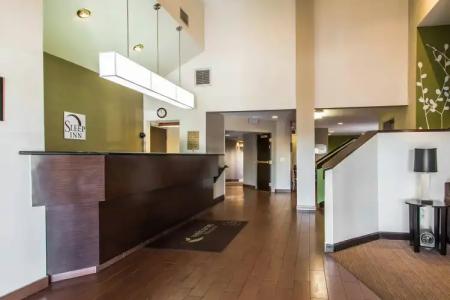 Quality Inn Memphis - 32