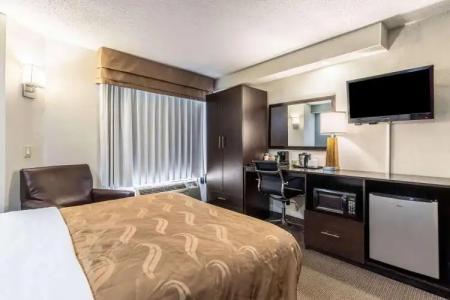 Quality Inn Memphis - 26