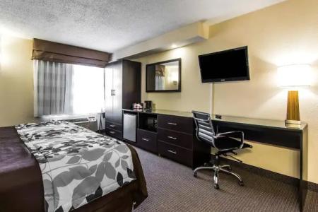 Quality Inn Memphis - 47