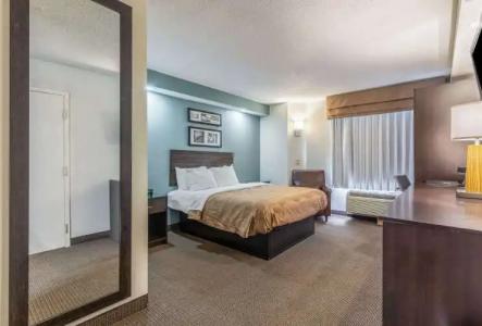 Quality Inn Memphis - 1