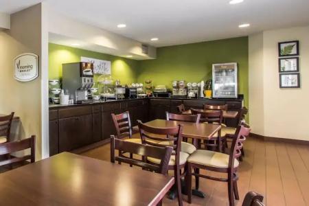 Quality Inn Memphis - 29