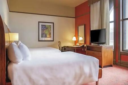 Hilton Garden Inn Milwaukee Downtown - 63