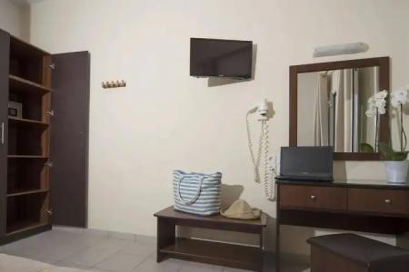 Metaxa Apartments - 3