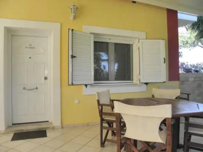 Irida Beach Resort Suites - 12