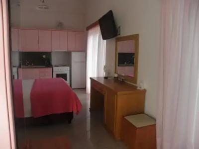 Irida Beach Resort Suites - 33