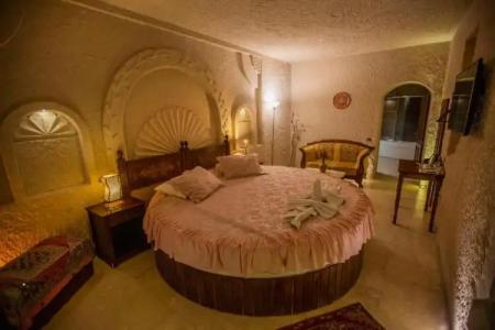 Hermes Cave - 158