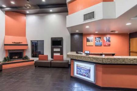 Motel 6 Tucson Airport - 2