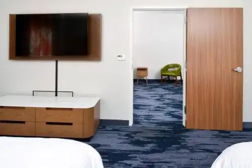 Fairfield Inn & Suites Arlington Near Six Flags - 20