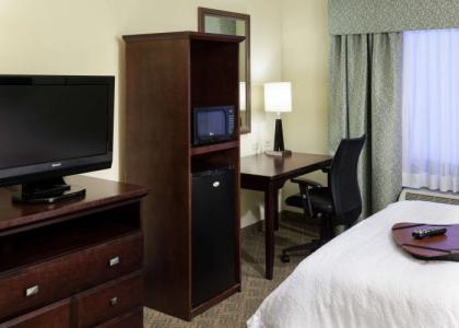 Hampton Inn & Suites Dallas-Arlington-South - 6