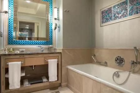 Hilton Bursa Convention Center & Spa - 57