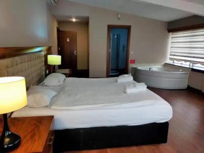 Tiara Thermal & Spa - 64