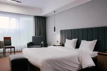 Diplomat by AGs Group - 63