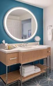 DoubleTree Suites by Hilton Naples - 56