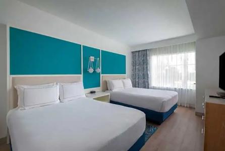 DoubleTree Suites by Hilton Naples - 164