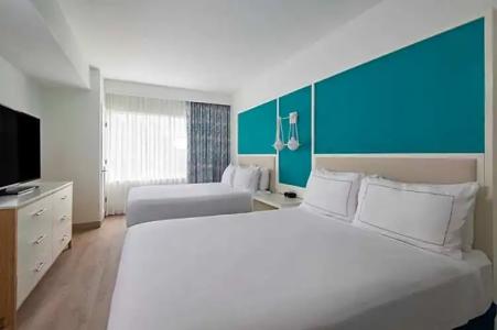 DoubleTree Suites by Hilton Naples - 158