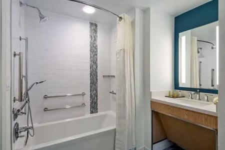 DoubleTree Suites by Hilton Naples - 53