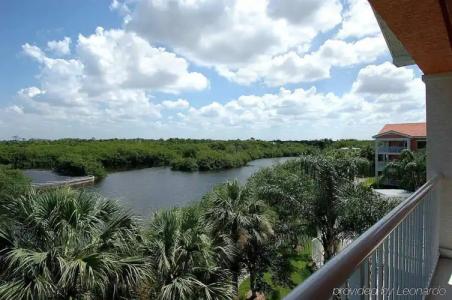 DoubleTree Suites by Hilton Naples - 23