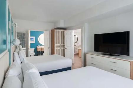 DoubleTree Suites by Hilton Naples - 153