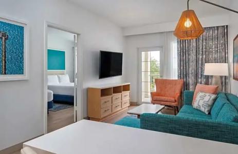 DoubleTree Suites by Hilton Naples - 162